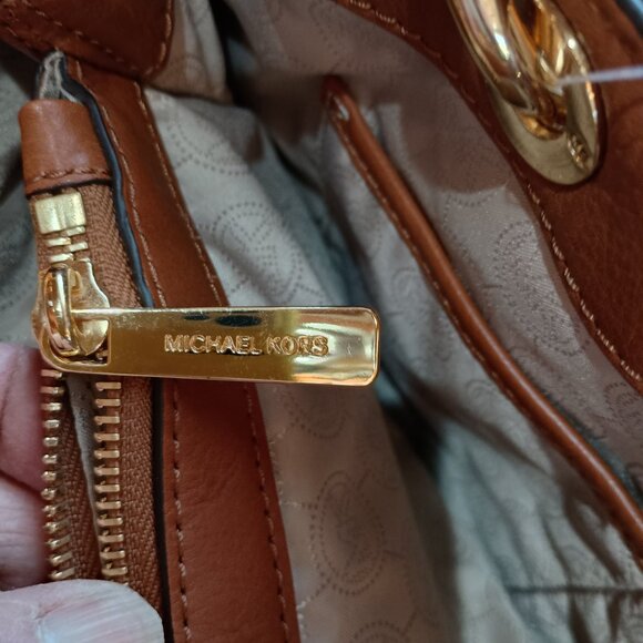 Michael Kors leather trimmed logo bag - Picture 9 of 10